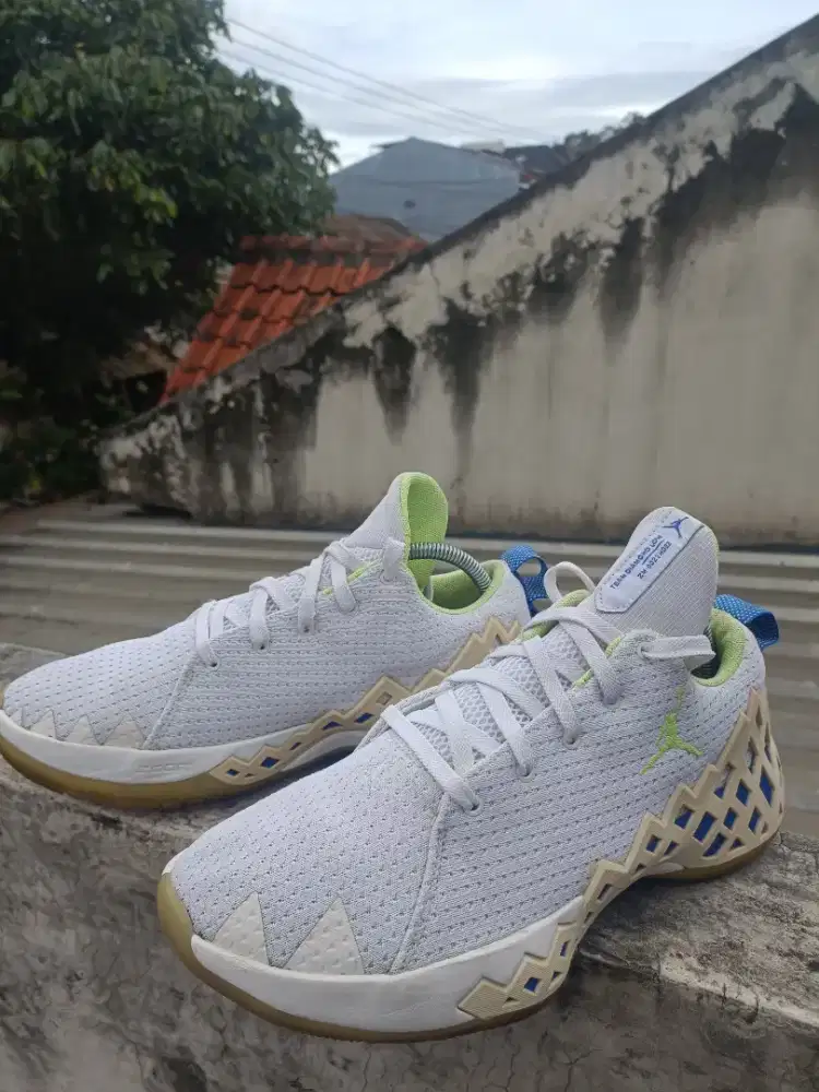 Nike Air Jordan Jumpman Diamond Low PF White Mismatch