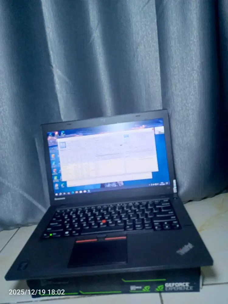 Lenovo T450 Intel core I5 GEN 5 RAM 8GB SSD 256GB
