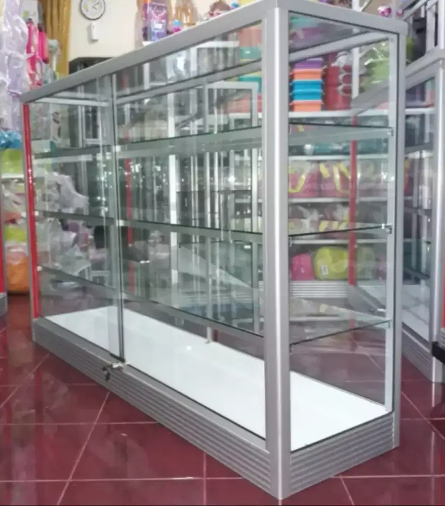 Etalase Buat Toko dll 1,5Mx1M Harga Terjangkau