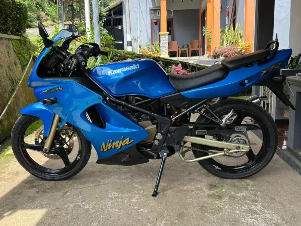 Ninja rr CBU biru 2004