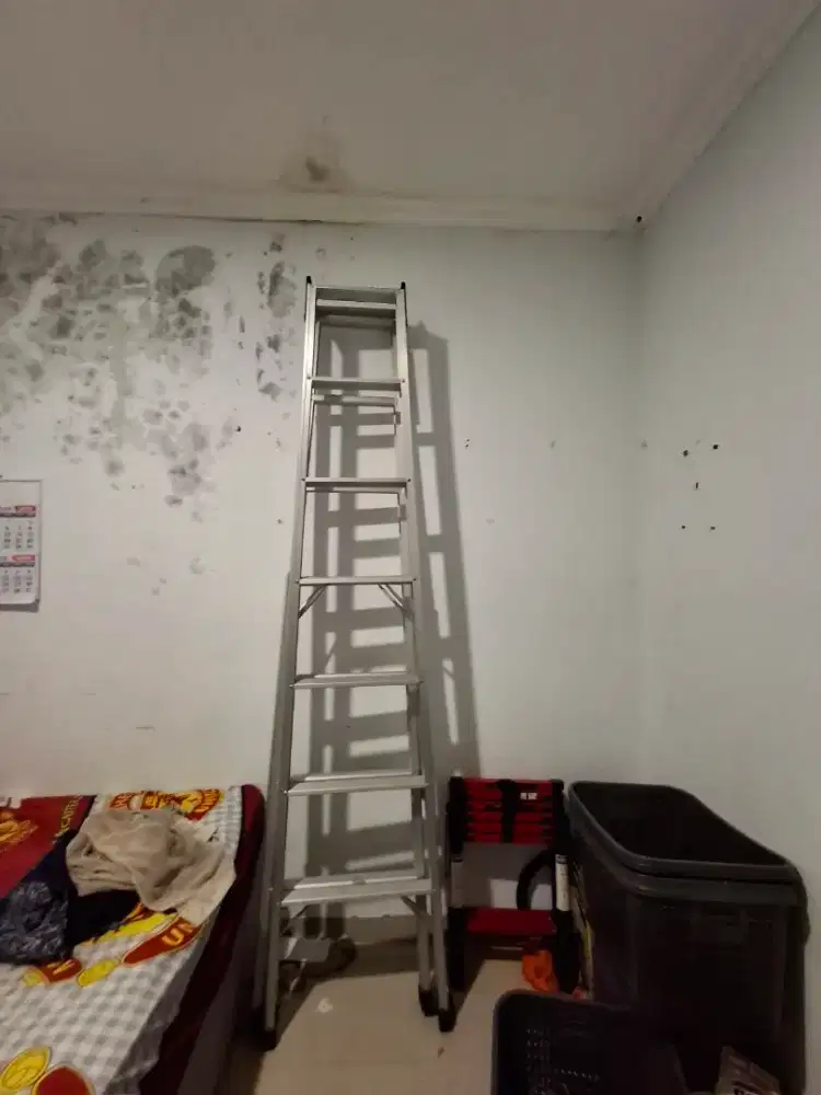 Tangga lipat 2.5 jika lurus 5 m