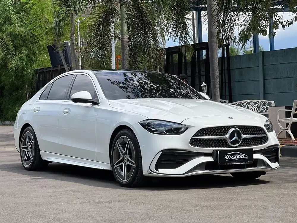 Mercedes-Benz C300 AMG Line 2023