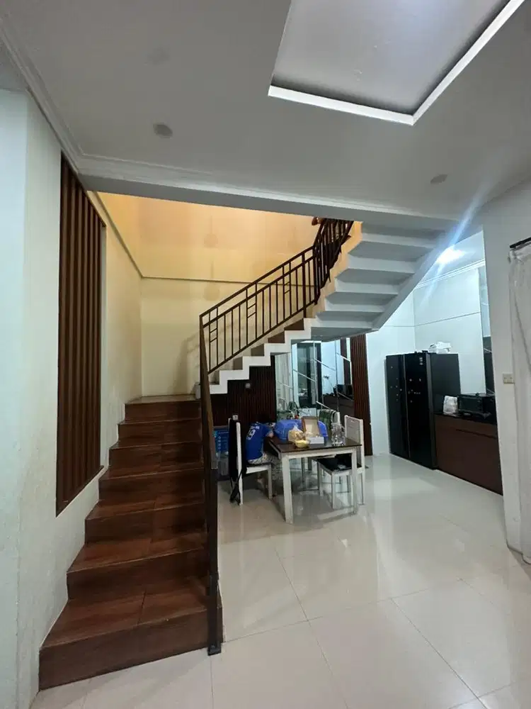 Rumah semi furnis, paling murah, siap huni , by owner langsung