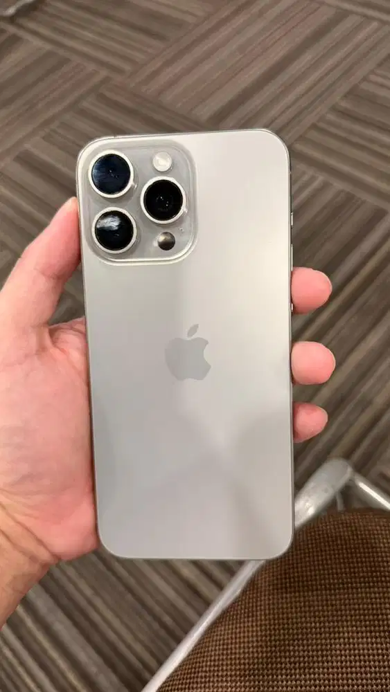 IP 15 PROMAX - TITANIUM - 512GB - MULUS