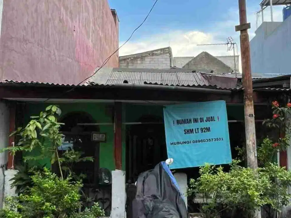 Dijual Cepat Rumah Tenang dan Nyaman di dalam perumahan komplek seno I rawajati jakarta selatan
