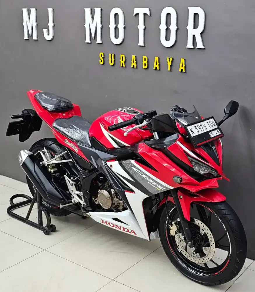 HONDA CBR 150 TAHUN 2016