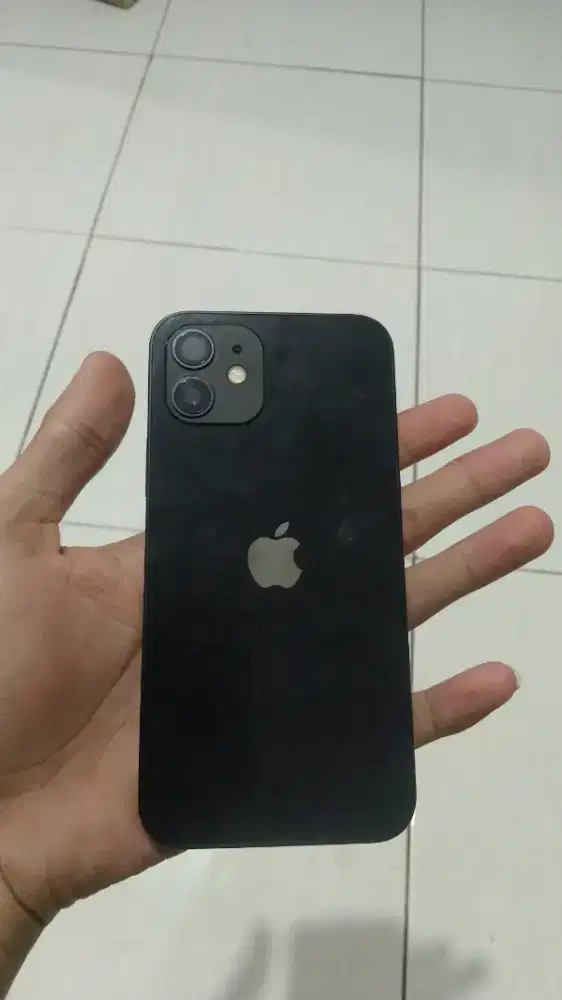 iPhone 12 Basic 64Gb