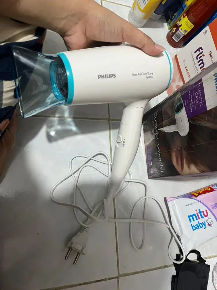 HAIR DRYER PHILIPS DRYCARE PENGERING RAMBUT BHDOO6