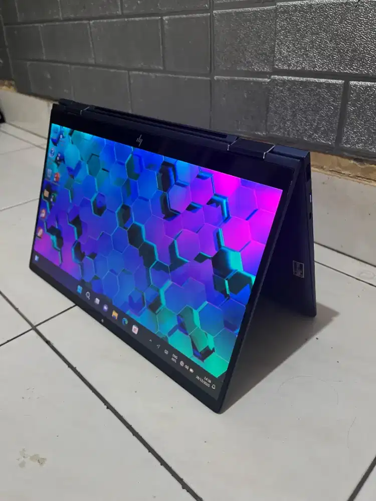 Dijual Hp elite Dragonfly G2 2 in 1 intel core i5 gen8 (ram 8/ssd 512)