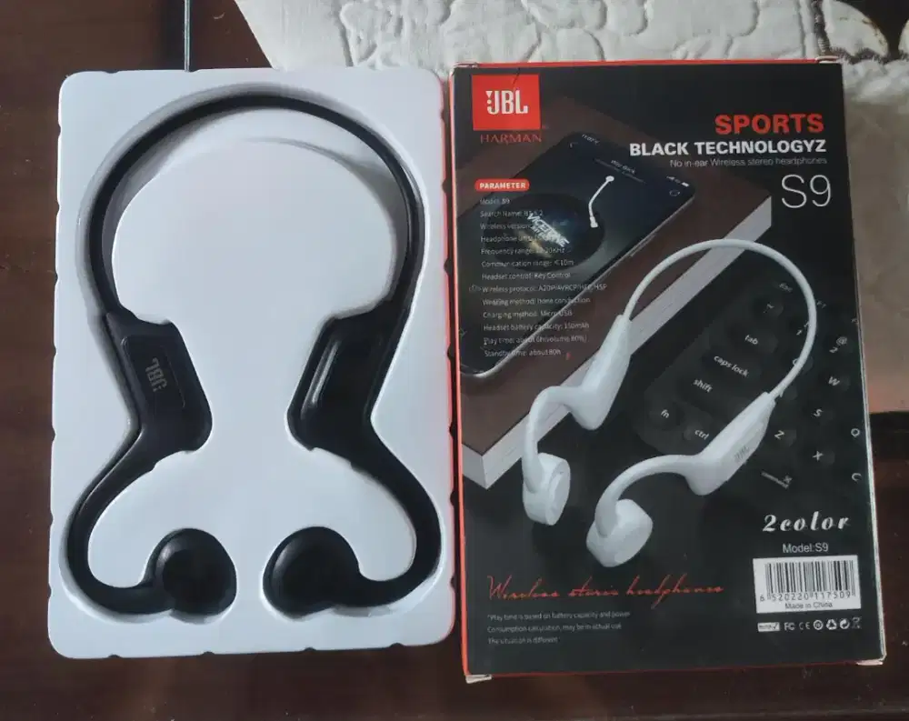 Dijual Earphone/Headse Bluetooth Model Sports Merk JBL Kondisi Baru
