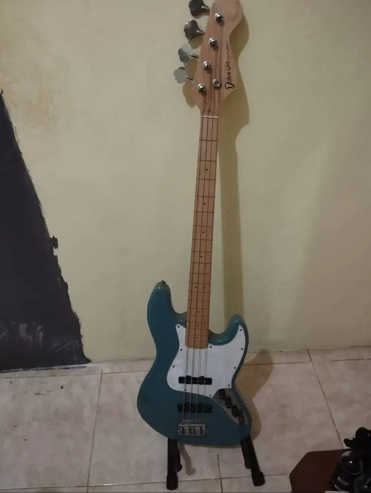 jual bass difergio bekas pemakain rumahan + bonus ampli