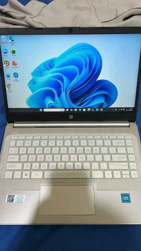 Laptop HP N4500-512GB SSD Pemakaian Perempuan