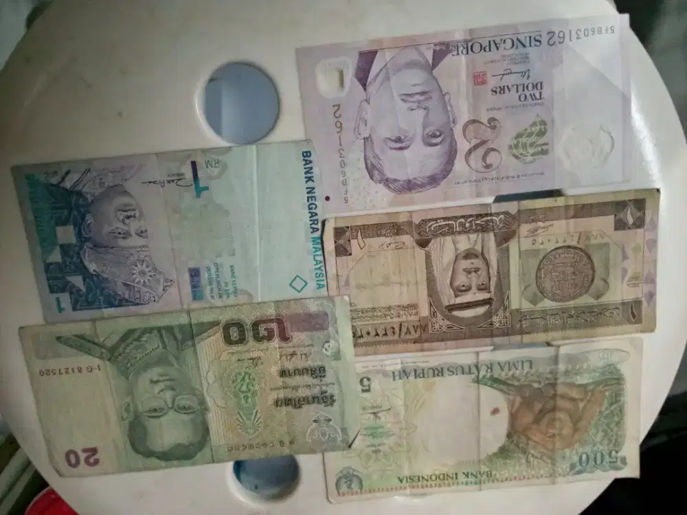 Jual koleksi uang yg minat saja