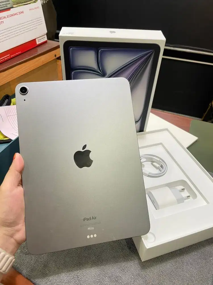 Ipad Air M2 128 Grey Wifi Ibox On 21/02/2026 Bh100% fullset