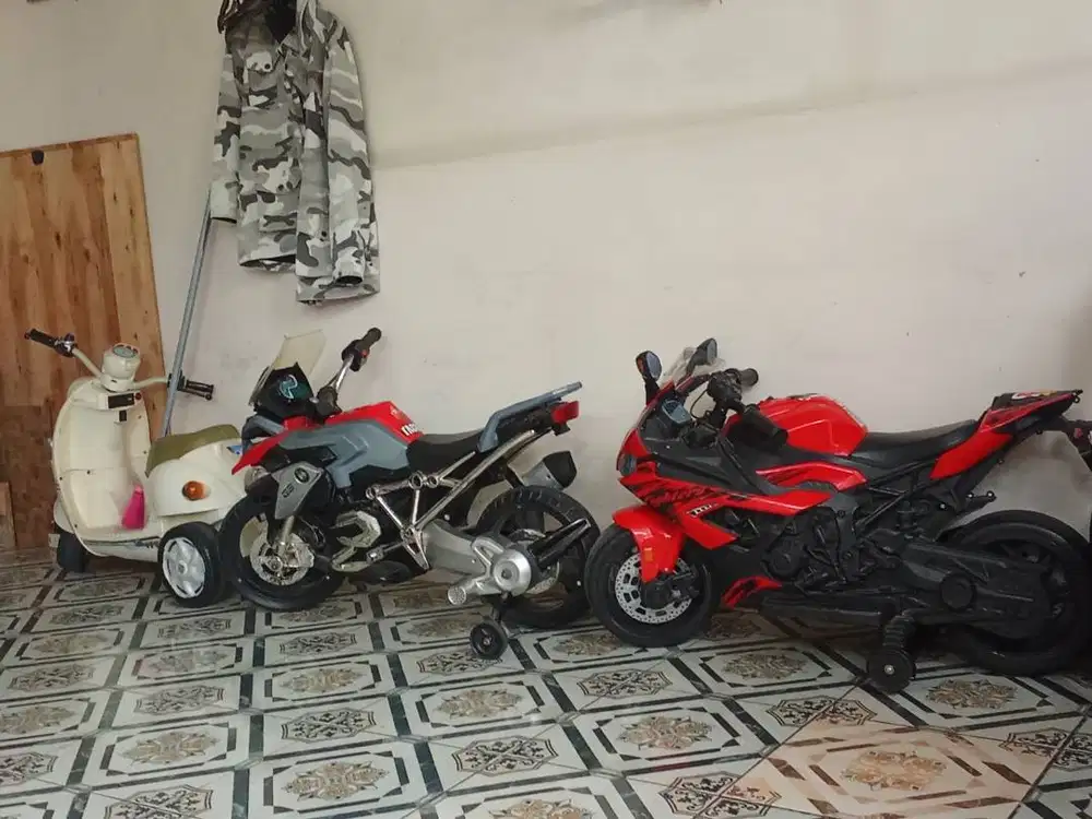 3 Motor Aki Bekas