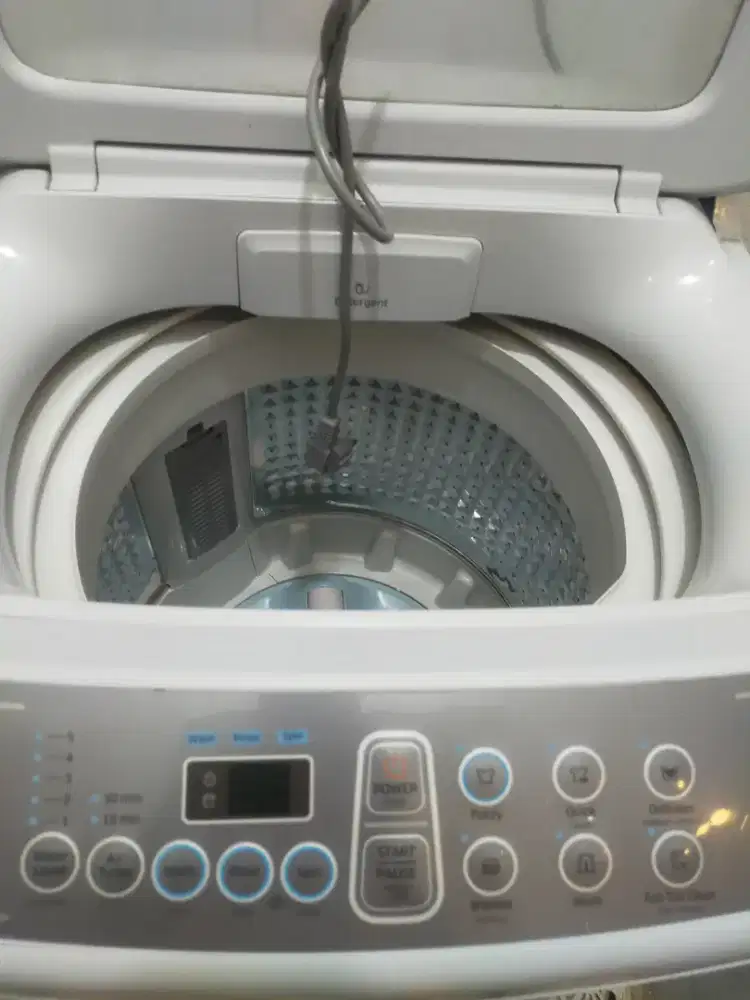 Mesin cuci kondisi bagus