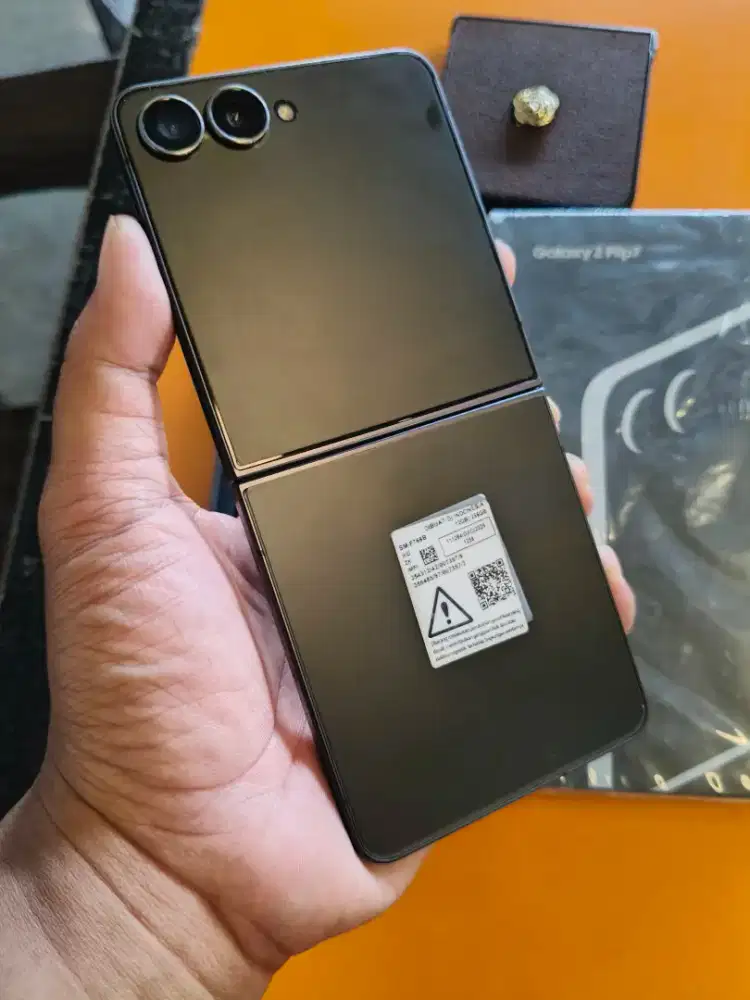 samsung Zflip7 12/256gb