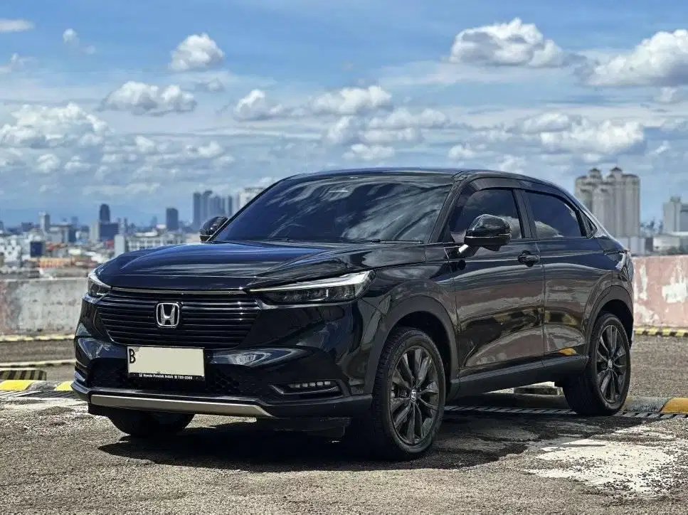 Jual Cepat : Honda HRV 1.5 SE AT 2023 KM 16rb Service Record Dp 19jt