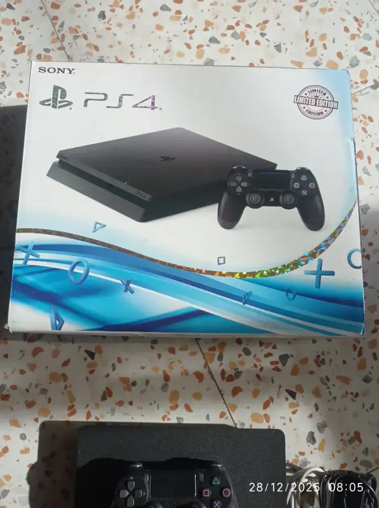 Jual PS 4 slim limited edition 1T fullset