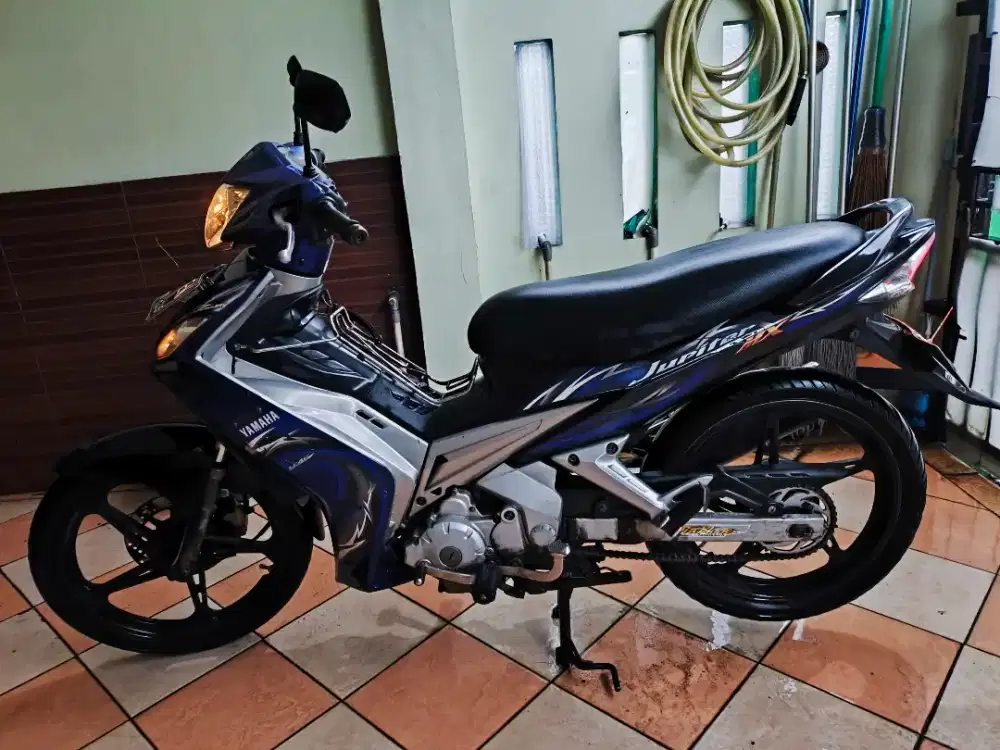 JUPITER MX 135 TAHUN 2006 CLASSIC ORI UNTUK BAHAN