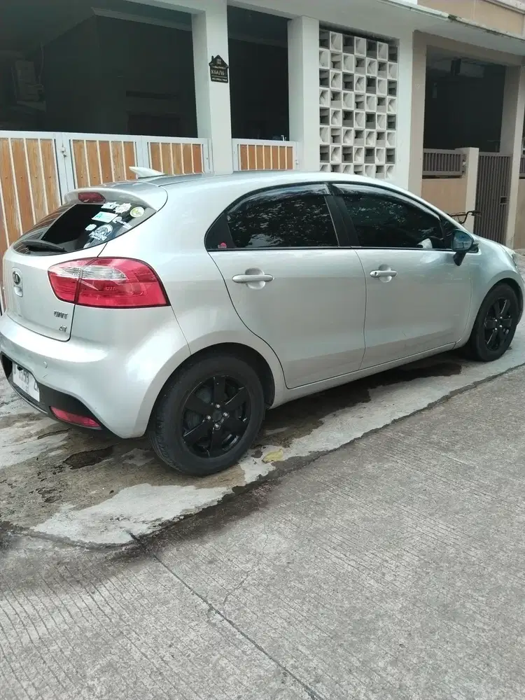 Kia Rio 2013 Bensin