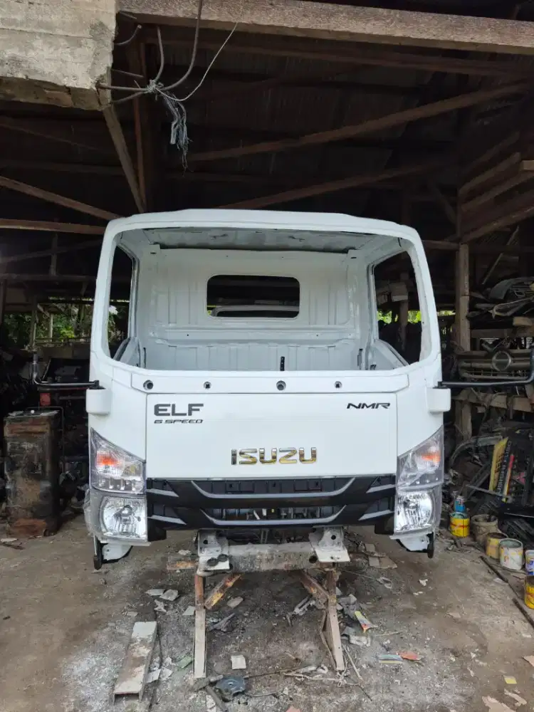 Kabin  ISUZU NMR 71/81
