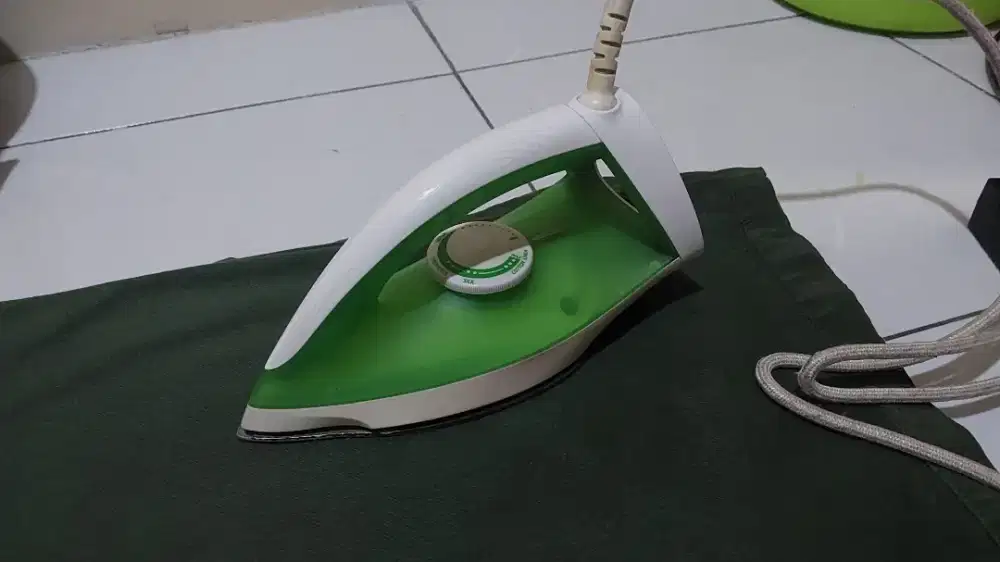 Setrika Philips Diva GC122 (Original)