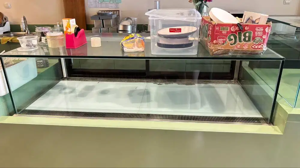 Custom Showcase Chiller