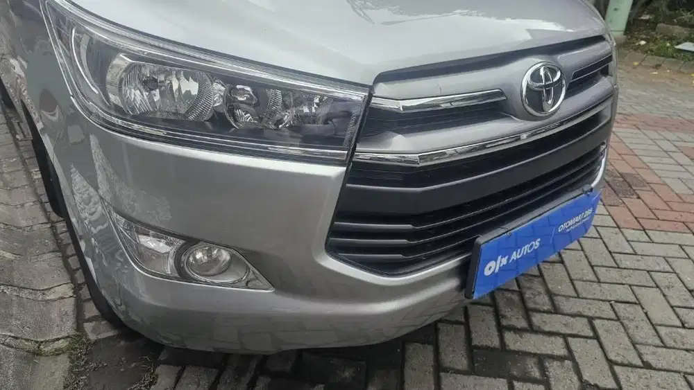 INNOVA REBORN AT 2020 SILVER G LUX OTOMART SURABAYA