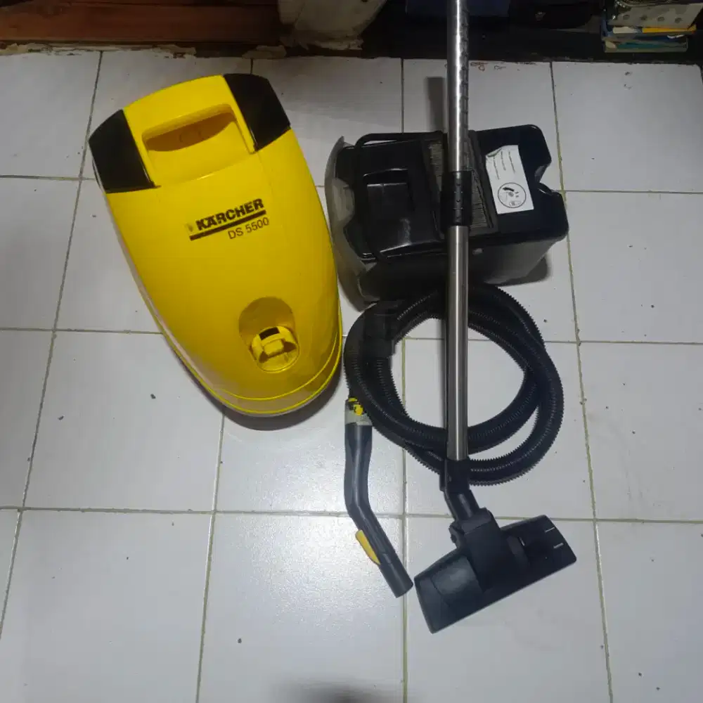 Vacuum Cleaner karcher DS5500