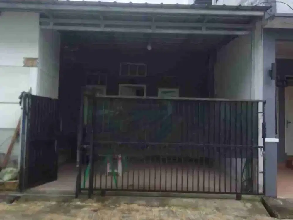 Rumah dijual Murah di Vila Cinere Limo Depok Akses tol Limo Cinere Depok dan Stasiun KRL Depok
