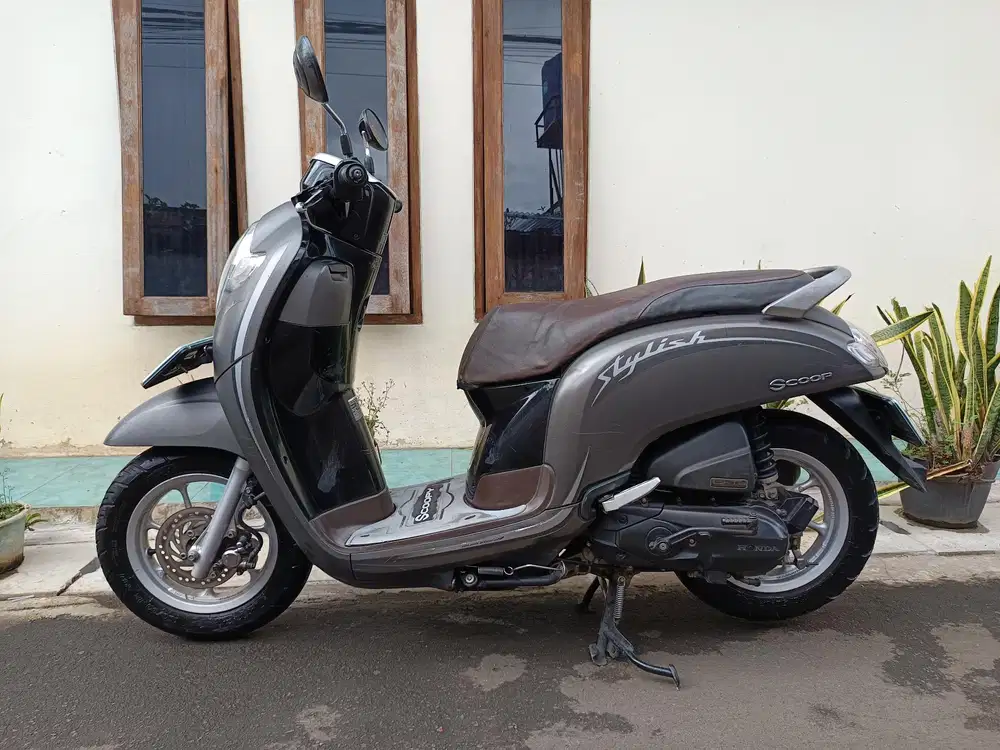For sale scoopy donat 2019 lengkap bagus