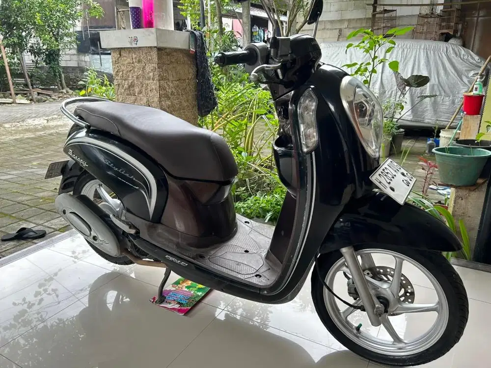 Honda scoopy ESP 2015