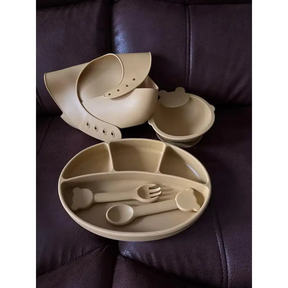 Set Perlengkapan Makanan Anak 9-12 bulan