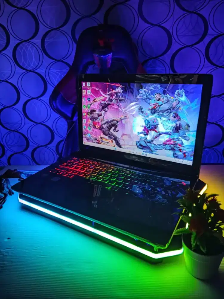 ASUS ROG STRIXT GAMING CARBON GL553VD-308 [RAM 16GB SSD 512GB]