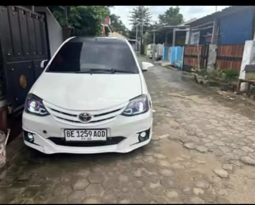 Etios Valco tipe G tahun 2015