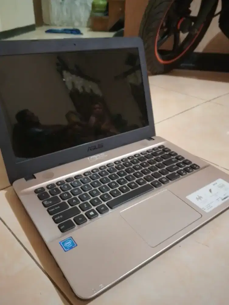 Laptop ASUS X441M , Intel Celeron N4000, 4GB/1TB HDD