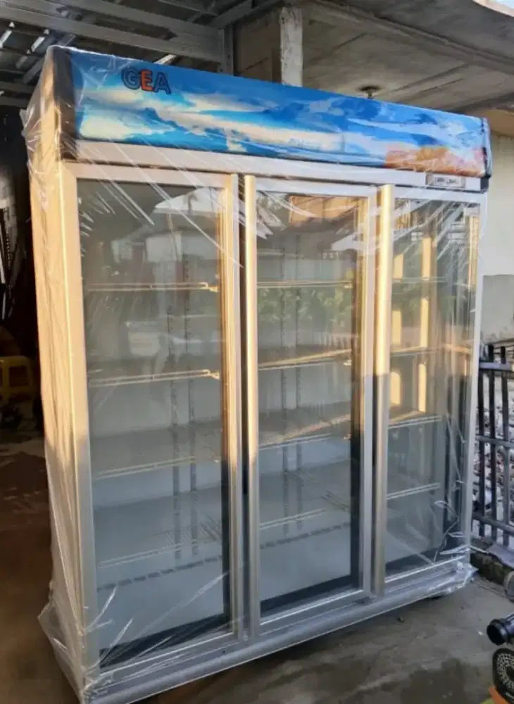 SHOWCASE 3 PINTU GEA/SANSIO/SANDEN