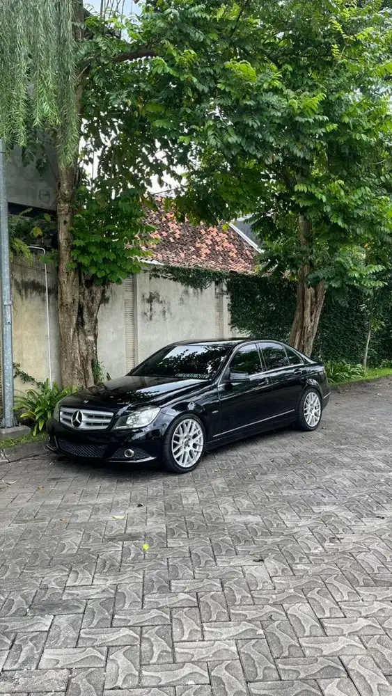 FORSALE C200 W204 AVANTGARDE