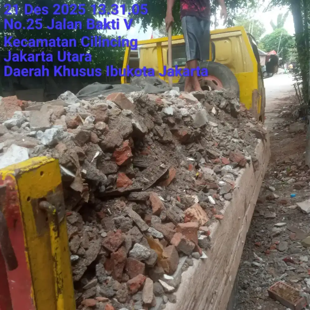 Urugan puing dan buang sampah