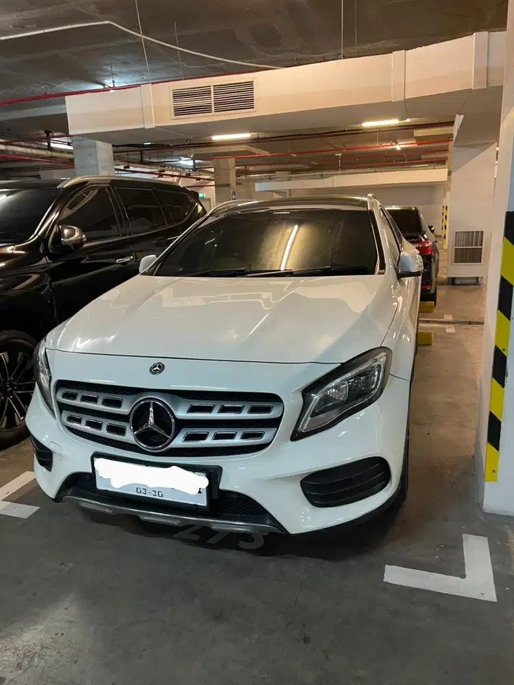 Mercedes-Benz GLA200 2018 Bensin