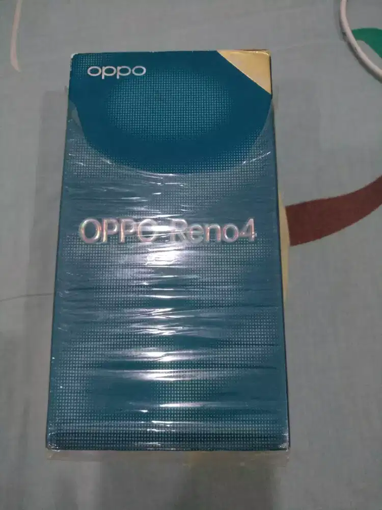 Jual hp oppo reno 4  ram 8/128 masih ori semua