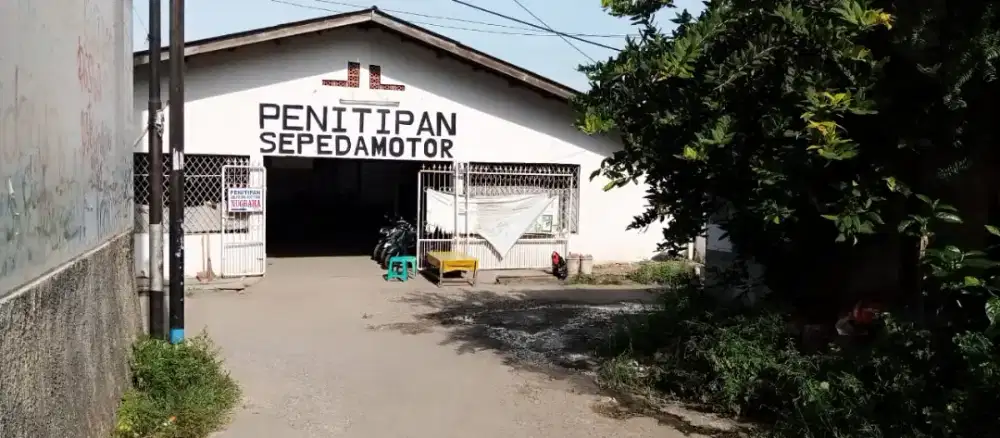 DISEWAKAN Gudang sangat strategis dekat pintu tol bekasi timur