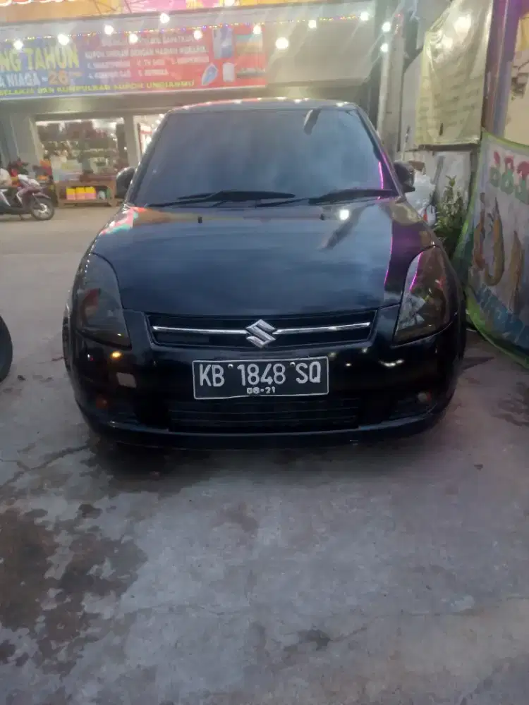Suzuki Swift 1.5 2WD AT