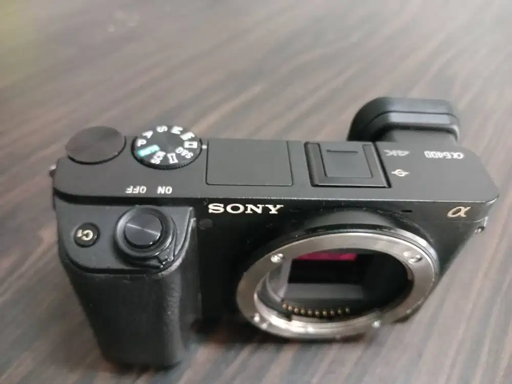 Kamera mirrorless Sony A6400 (BODY ONLY) Mulus Lokasi Bandung