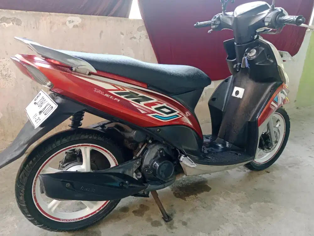 Mio j surat lengkap plat b nominus siap pakai kelistrikan normal