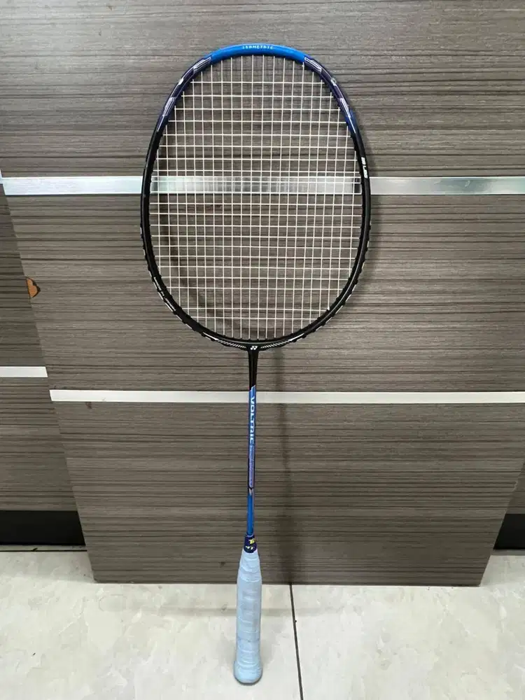Raket Badminton Yonex Voltric Tour 5500 Kondisi 95% Kota Bandung