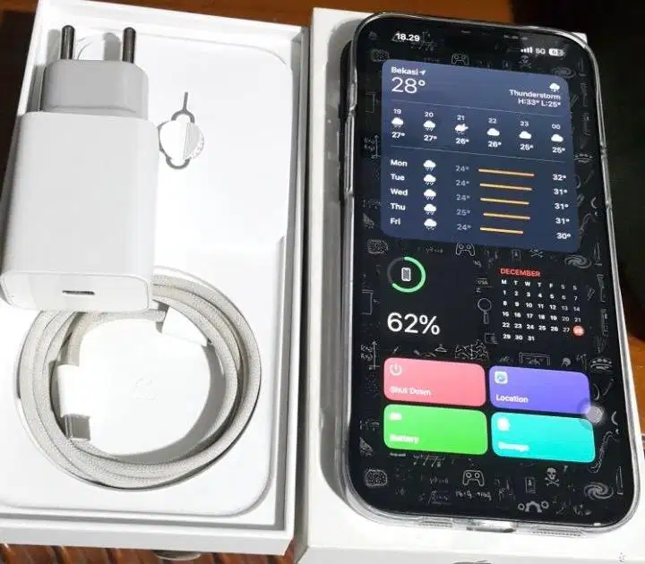 Iphone 15+ 128 black ibox BH 90%