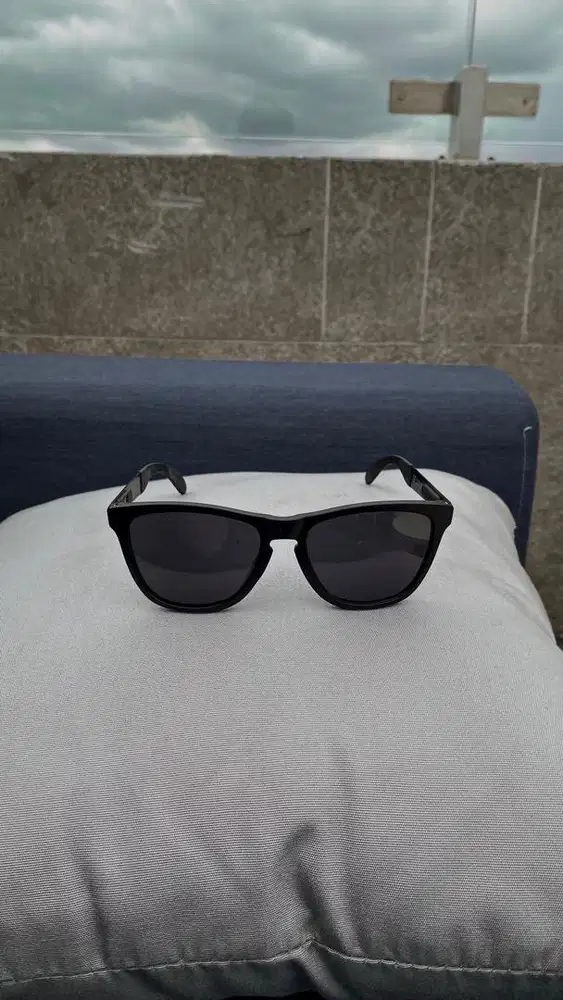 Oakley Frogskin Sunglasses