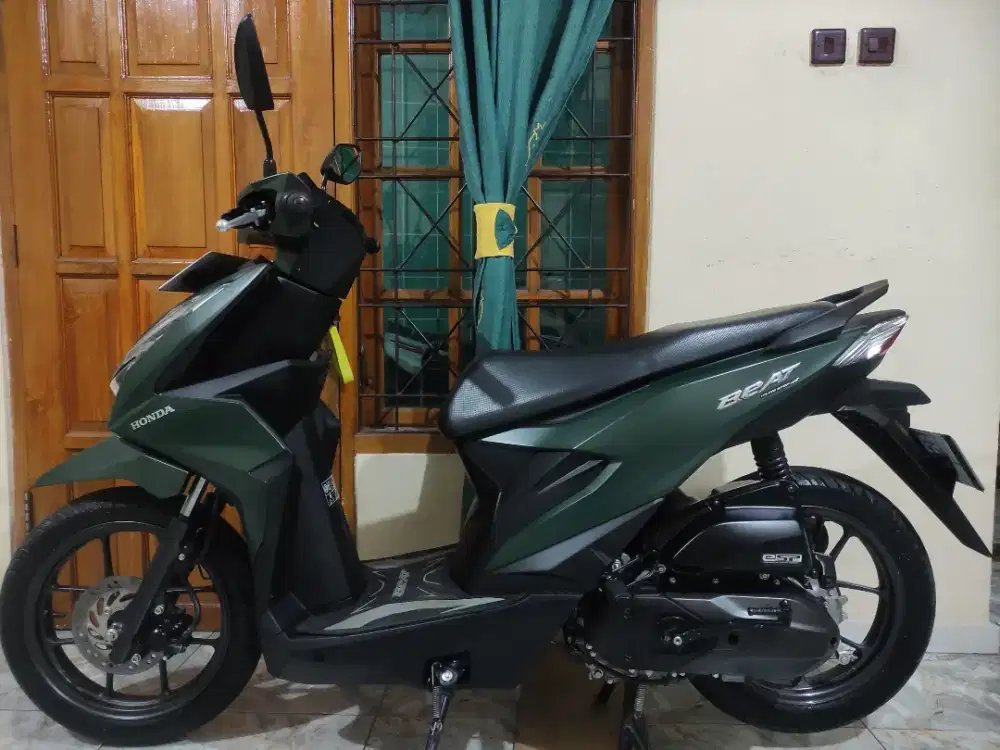 Persis baru km 7rb beat deluxe cbs iss esp super mulus full original